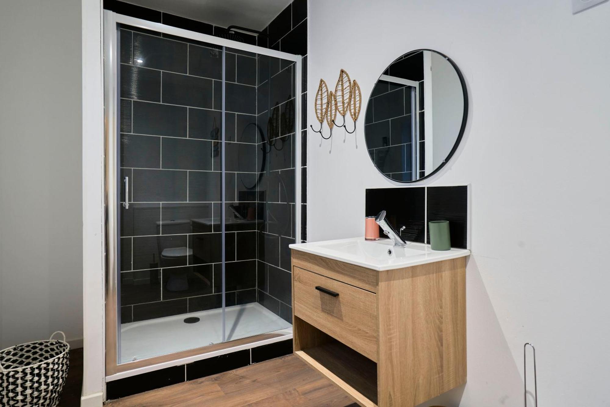 Ng Prestige - Miln 1 - Balneo - Wifi & Netflix Apartment Roubaix Exterior photo